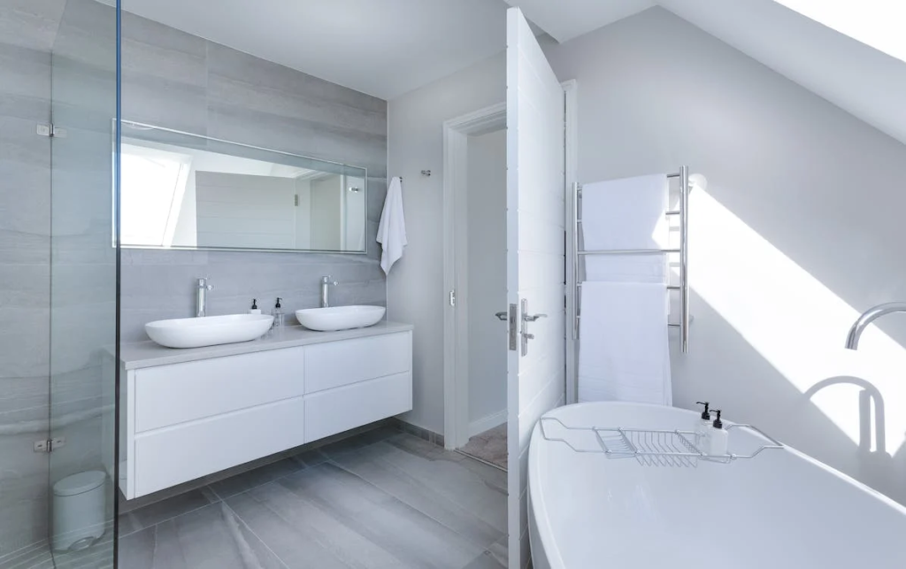How Can Bathroom Remodeling Services Benefit You?